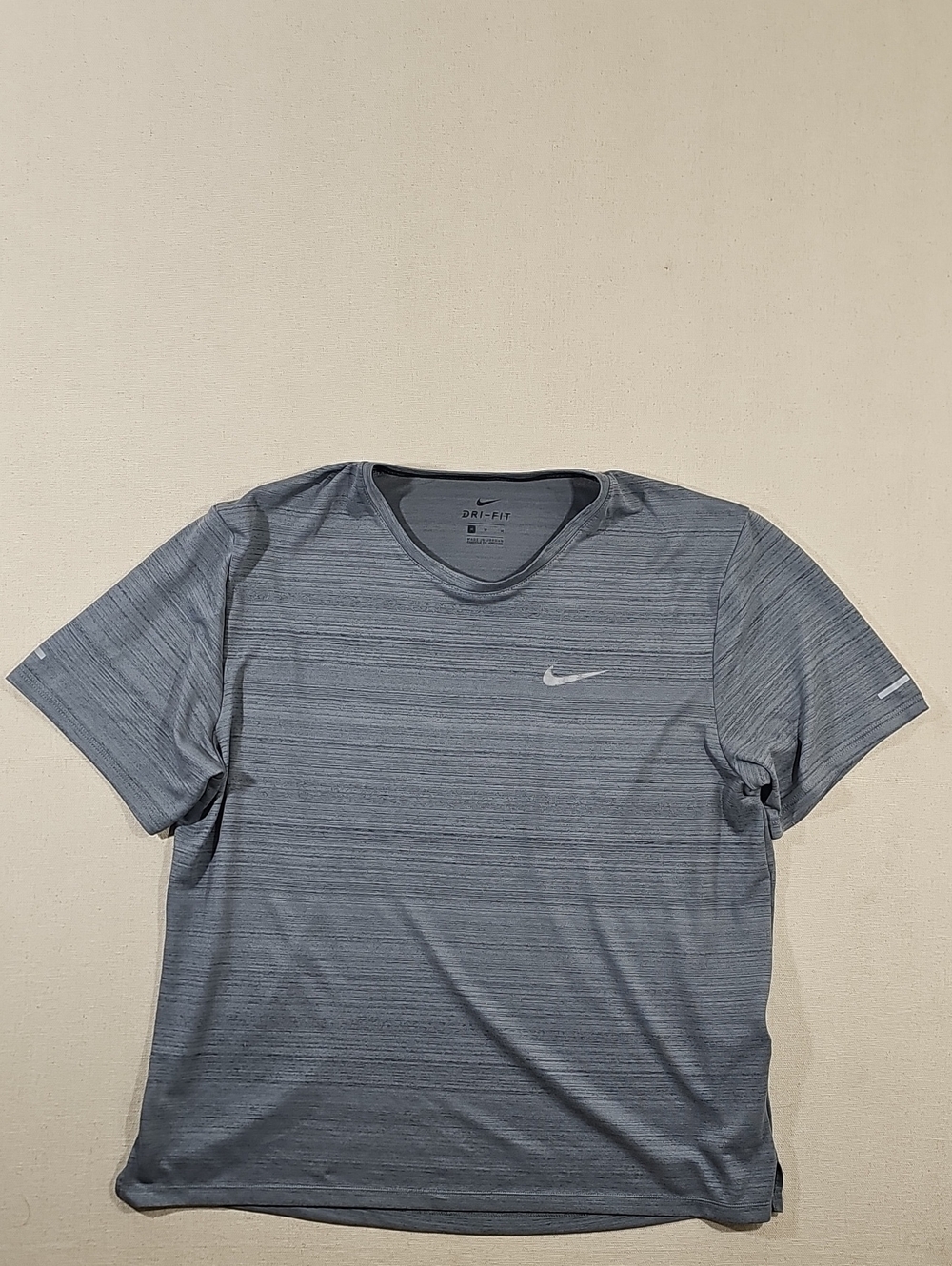 Nike Men's Dri-FIT Heathered Blue-Gray Short Sleeve Tee